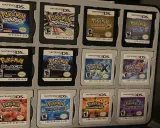 Colección de juegos de Pokémon para Nintendo DS y 3DS: Diamond, Platinum, HeartGold, SoulSilver, Black, Black 2, X, Y, Omega Ruby, Alpha Sapphire, Ultra Sun y Ultra Moon.