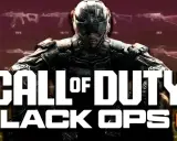 Soldado futurista con armadura y casco, rodeado de armas. El logo "CALL OF DUTY BLACK OPS 6" domina la imagen.