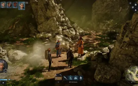 Grupo de aventureros en un entorno rocoso, típico de juegos estrategia PS4.