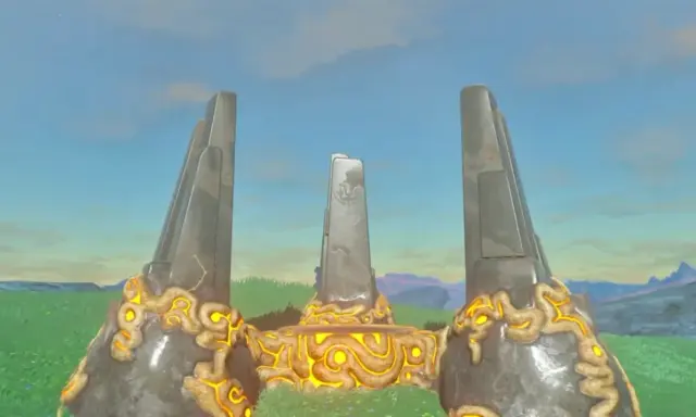 Estructura antigua con grabados brillantes, como en la canción del festival Zelda.