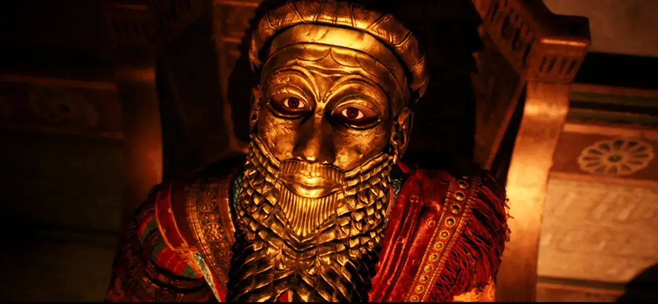 Máscara dorada de un antiguo rey, con barba de escamas y vestimenta ceremonial, como si emergiera de la casa de cenizas.