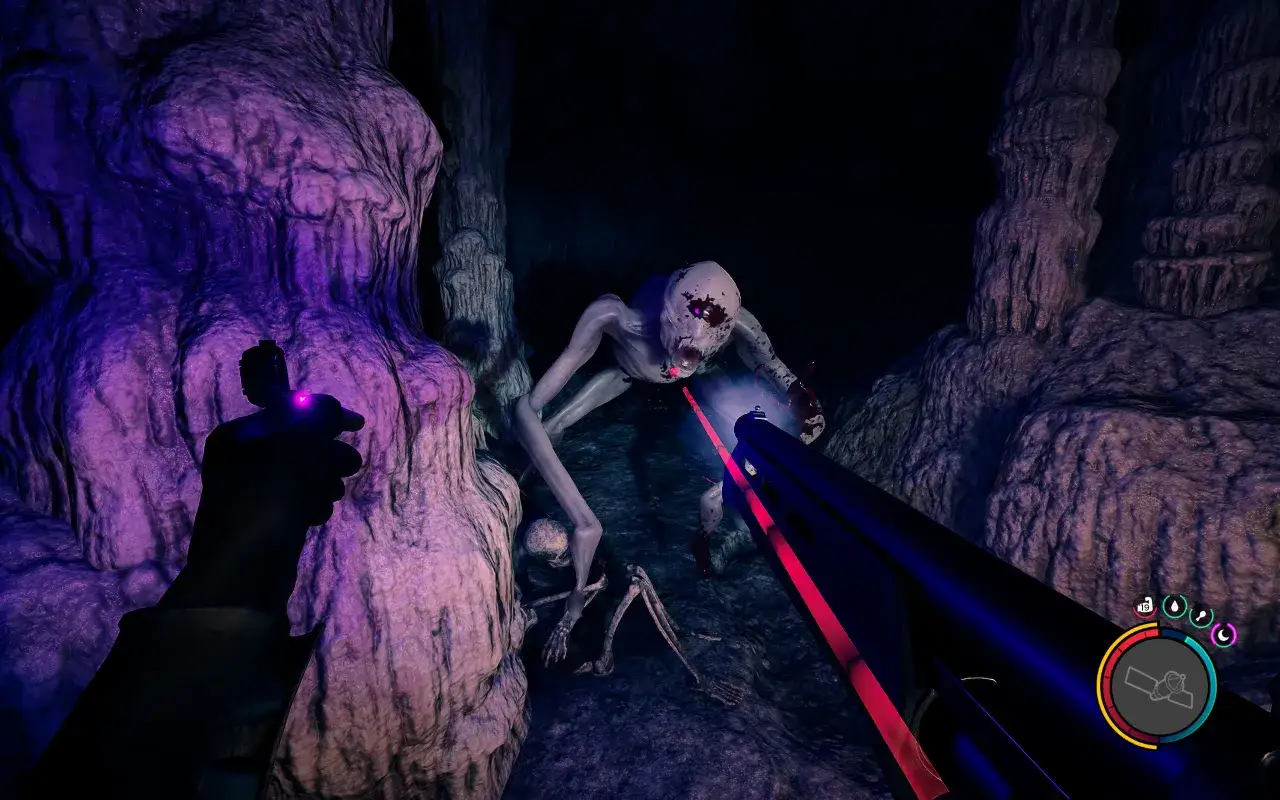 Encuentro una criatura espeluznante en una cueva oscura, con un arma lista para la acci&oacute;n. El bosque 2 es peligroso.